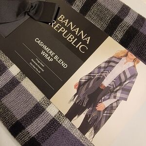 NWT Banana Republic Cashmere Blend Wrap